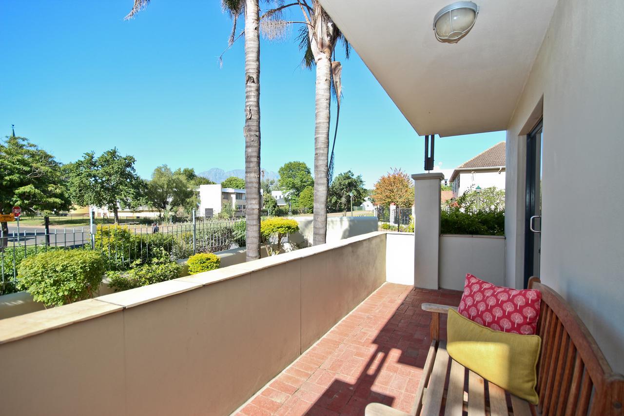 Vilaroux Stellenbosch Exterior photo